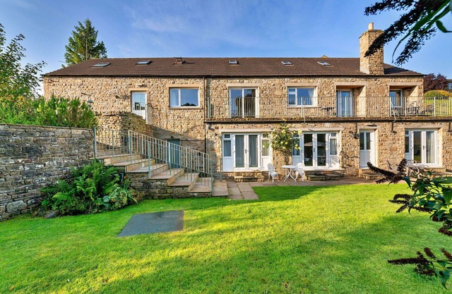 Stunning villa for 16 guests with WIFI, terrace and pets allowed