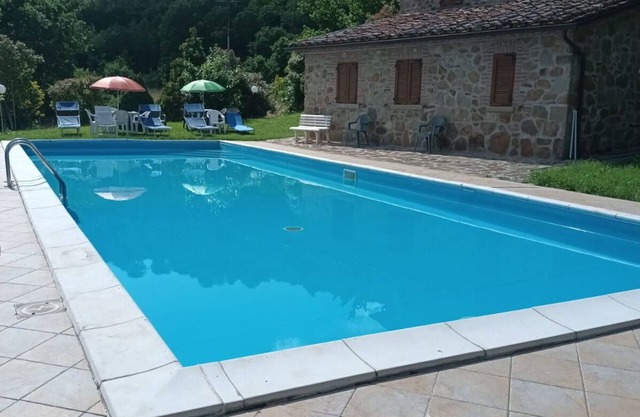 Stunning villa for 7 guests with WIFI, pool