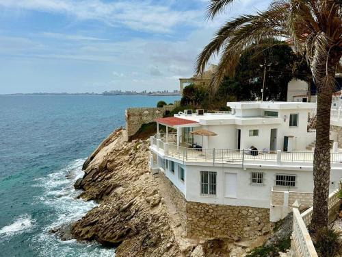 Stunning Villa Panoramic Sea View