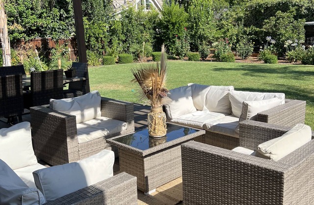 STUNNING VILLA Retreat in an upscale safe neighborhood.