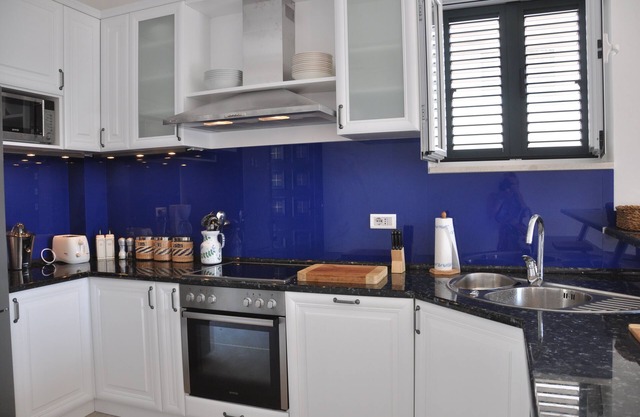 Stunning Waterfront Villa With Private Garden On Bay Of Kotor/Boka Kotorski