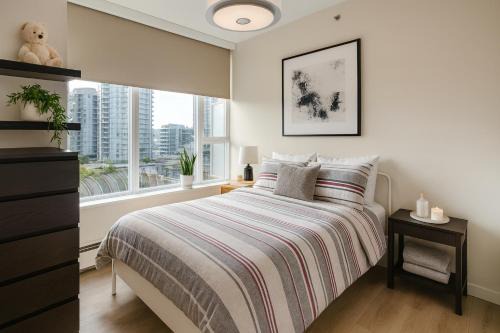 Stylish 2 Bedroom Oasis in a Trendy Urban Enclave