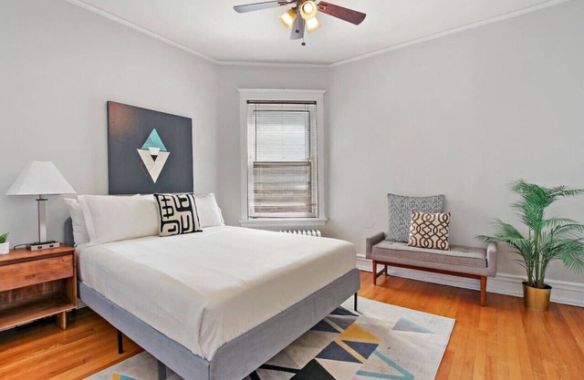 Stylish and Expansive 2BR Apt with Balcony