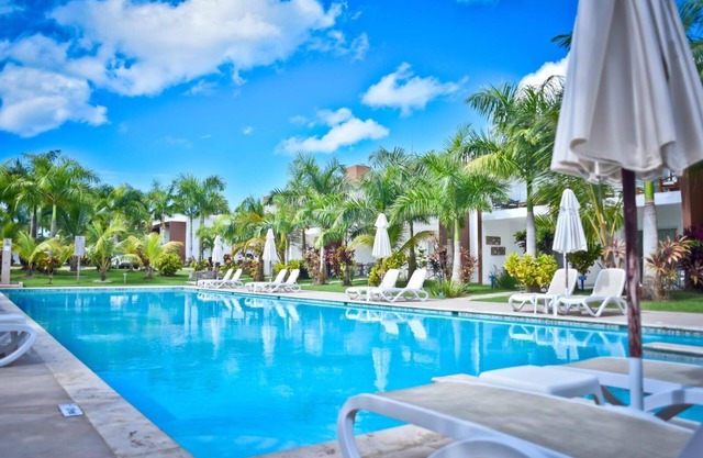 Stylish and modern villa 2BR with pool view.