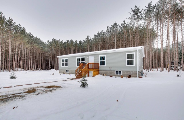 Stylish Chetek Hideaway w/Lake + Dock Access!