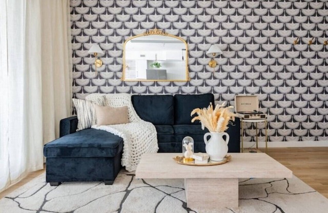 Stylish Condo Minutes from Downtown, SoCo, & Lake!n