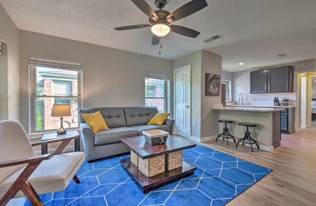 Stylish Dallas Getaway Less Than 2 Miles to Bishop Arts!