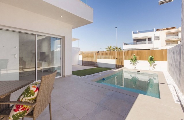Stylish Villa with (heated) private pool - 900 meters from the beach