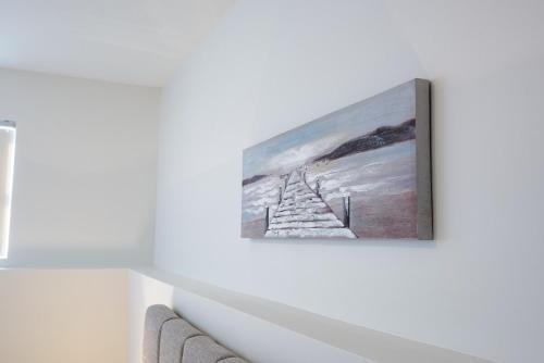 Stylish, Modern 3BR in Moncton