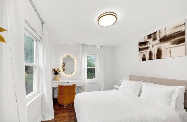 Stylish Stay in City’s Best Spot- The Perfect Stay
