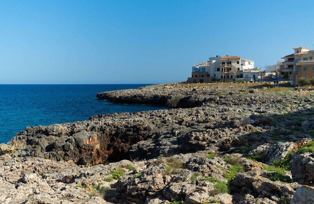 Stylish terraced house near the sea