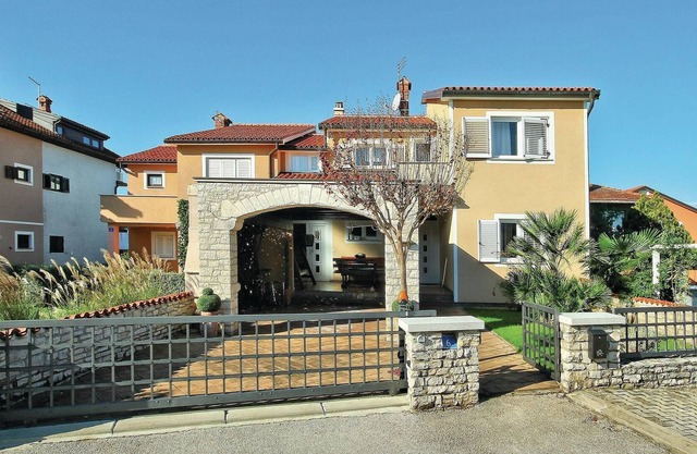 Stylish vacation apartment in a quiet location in Finida.