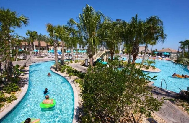Stylish Waterpark Resort Near Orlando Parks