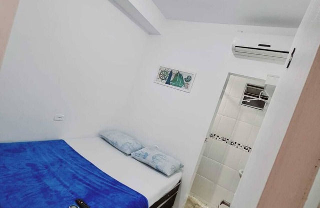 Suíte Ar e Tv Praia dos Anjos Suites