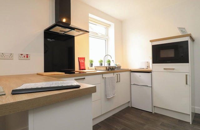 SUITE 14, romantic, country holiday cottage in Blackpool