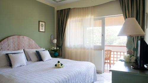 SUITE 225 Golf H PROMO SERVICE SRL