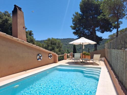 Suite de 126 metros mar y montaña privado con piscina No cocina