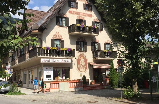 Suite, Dusche u. Bad, WC - Hotel Garni Maier