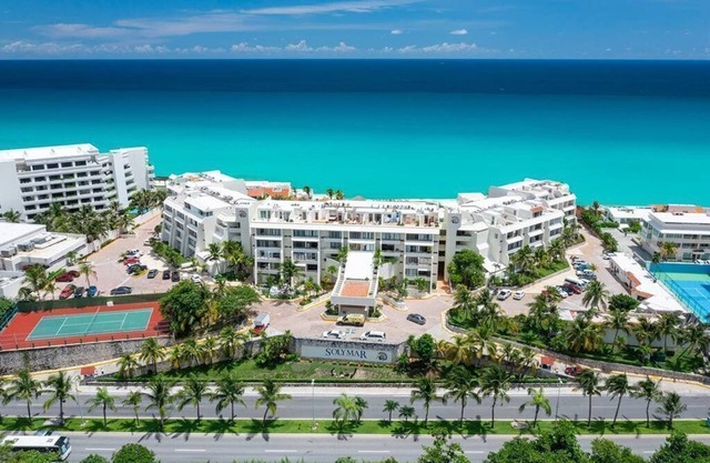 Suite on the beach with ocean view