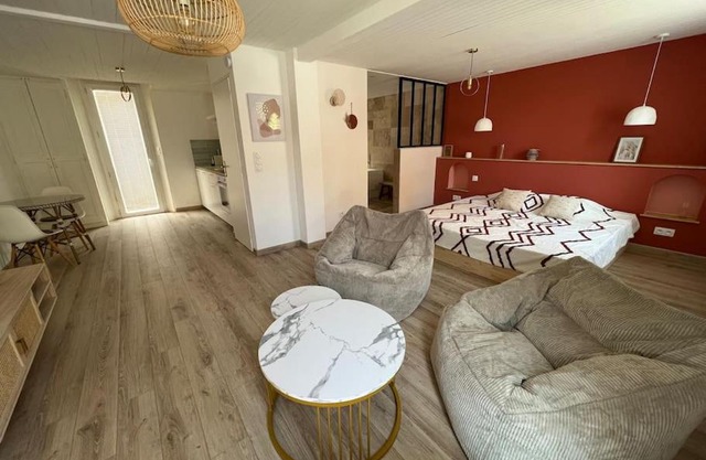 Suite romantique bohème chic avec bain à remous