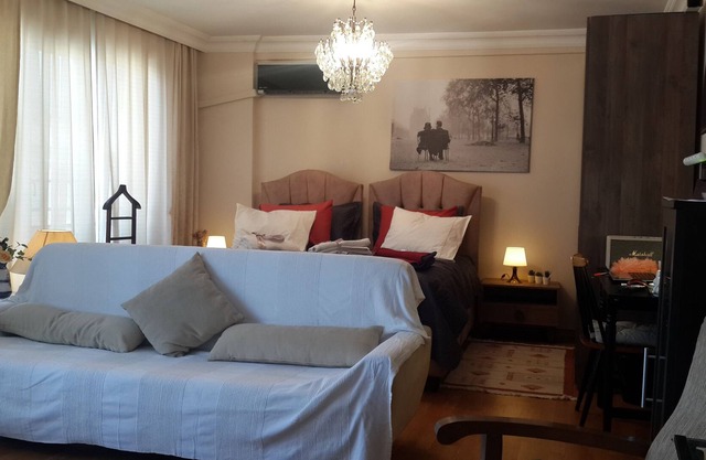 Suite room. In the elite district of Kadikoy.