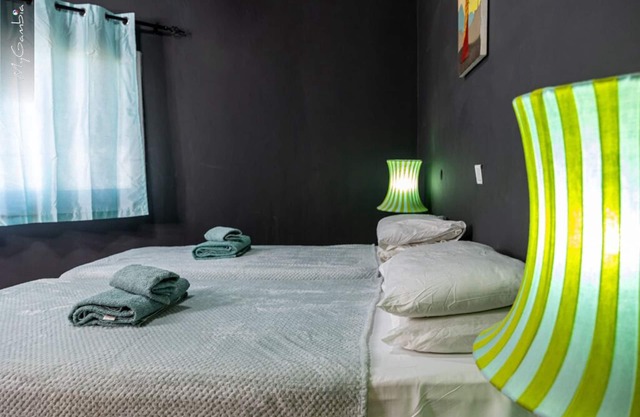 Suite - Sleeps 3 - Balcony - Pool - Parking