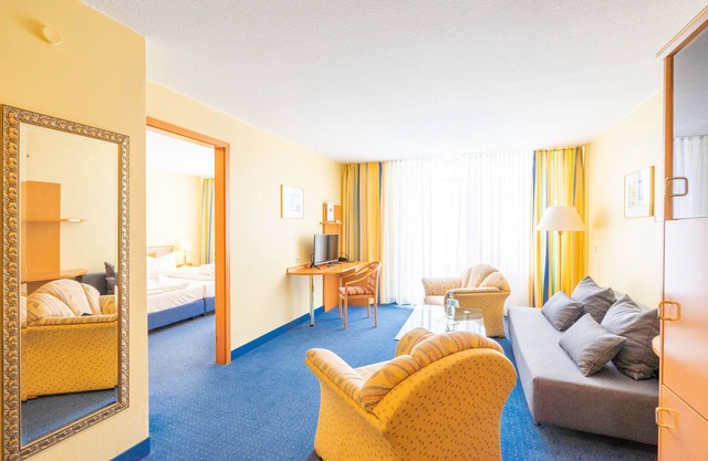 Suite with city view - Arkona Strandhotel 4 star superior - directly on the beach!