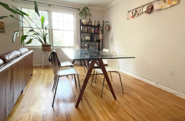 Sun-filled JC Apartment. 2 br apt + private parking. Close to NYC transit