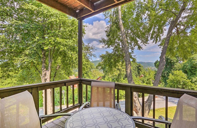 Sun-Lit Vernon Condo < 2 Mi to Ski Resort!
