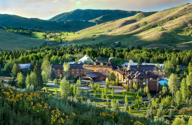 Sun Valley Resort, Two Bedroom Three Beds Village Condo | 3 Units