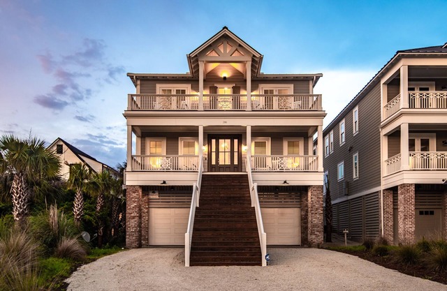 Sunburst 6 bedroom ocean front house on Pawleys Island