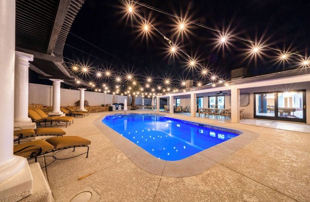 Sunchief Lake Havasu ~ Luxury Home ~ Just minutes from downtown and lake access