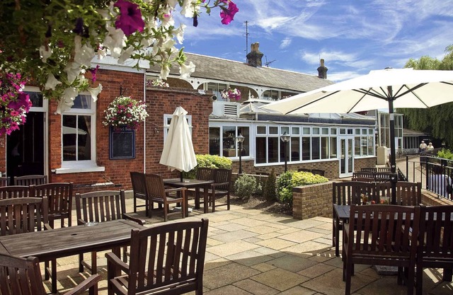 Sunday London Staines Hotel | Standard Double