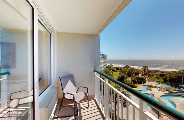 Sunkissed Escape In The Heart Of Pawleys Island | Oceanfront Suite