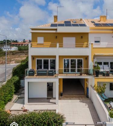 Sunlight Villa - Lourinhã Center