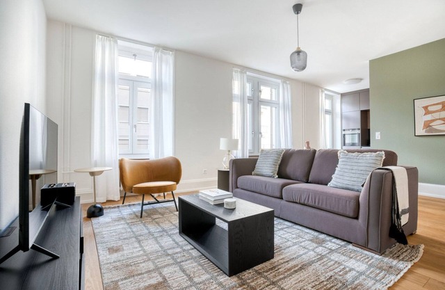 Sunlit Gundeldingen 3 Room w/Storage, nr Basel Main Stn, by Blueground