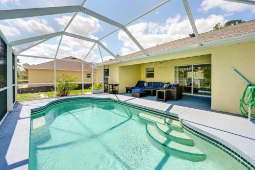 Sunny 3 BR Venice Home with Pool and Parking