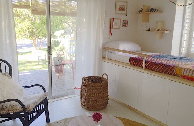 Sunny Coastal Cottage Watsons Bay