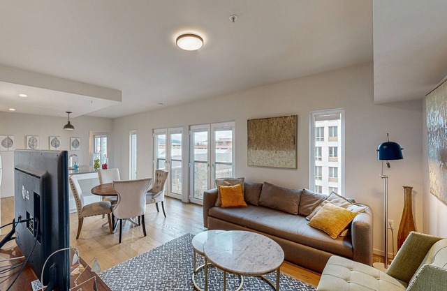 Sunny Condo in New Building with Great Walkable Locale
