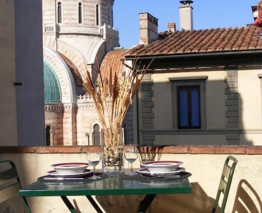 Sunny home with roof patio