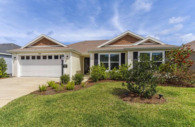 Sunny Licciardello Home (DeLuna)