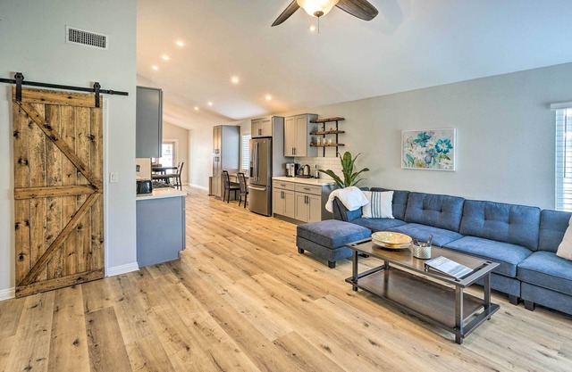 Sunny Orange County Abode w/Fire Pit & Backyard!