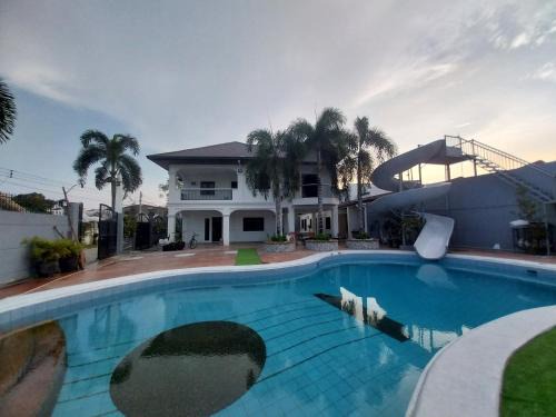 Sunny Villa DJE