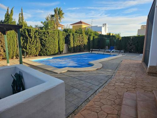Sunny Villa Oasis in La Alfoquia