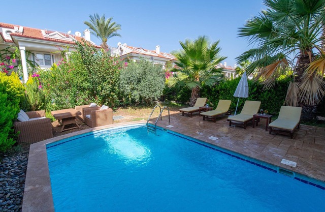 Sunset Beach Club Villas