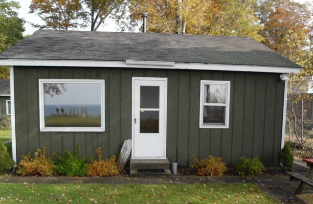 Sunset Beach Cottages #3 - Lake Michigan Shoreline
