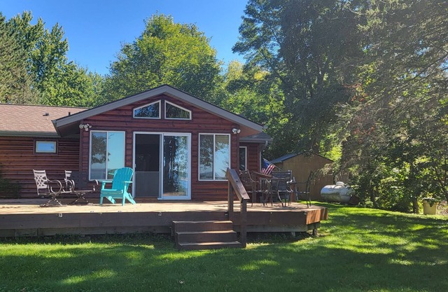Sunset Shores - Lake Front with Dock @ Mille Lacs