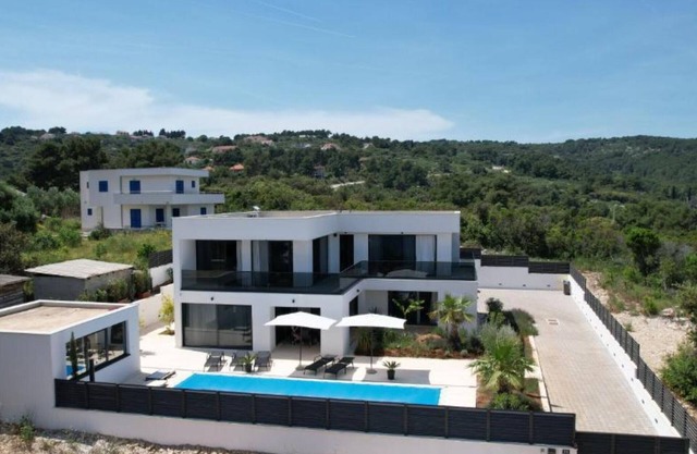 Sunset Villa Aves with Pool, Gym and Sauna - Four Bedroom Villa