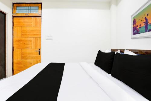 Super Hotel O B.G.P.G House