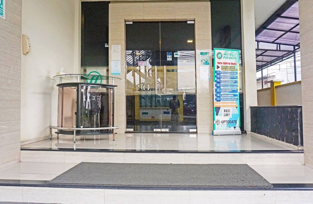 Super OYO Collection O 91409 Hotel Fiducia Otista 153 - 157